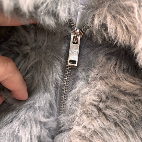 Abercombie & Fitch Faux Fur Zip Up Classic Coat Jacket Women’s Size XS NEW - Picture 5 of 14